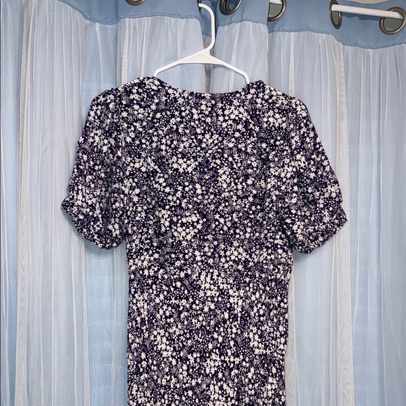 A New Day Navy and White Floral Blouse - Picture 5 of 5